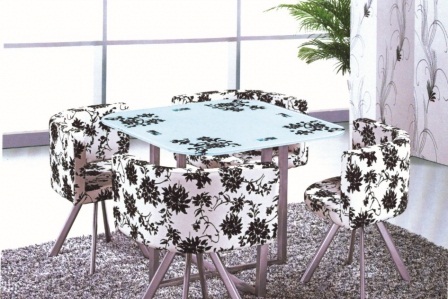 Dining 4